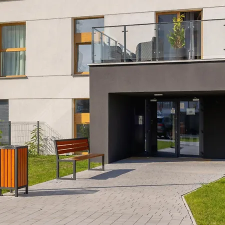 Bezowy Przy Parku W Katowicach Z Widokiem Na Staw I Biurkiem By Renters Апартаменты *