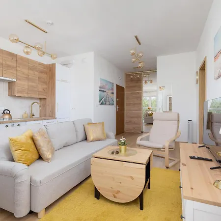 Апартаменты Bezowy Przy Parku W Katowicach Z Widokiem Na Staw I Biurkiem By Renters *