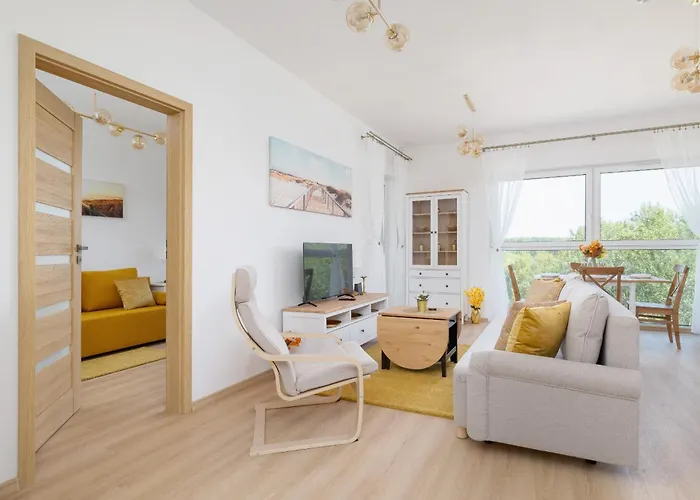 Bezowy Przy Parku W Katowicach Z Widokiem Na Staw I Biurkiem By Renters Апартаменты