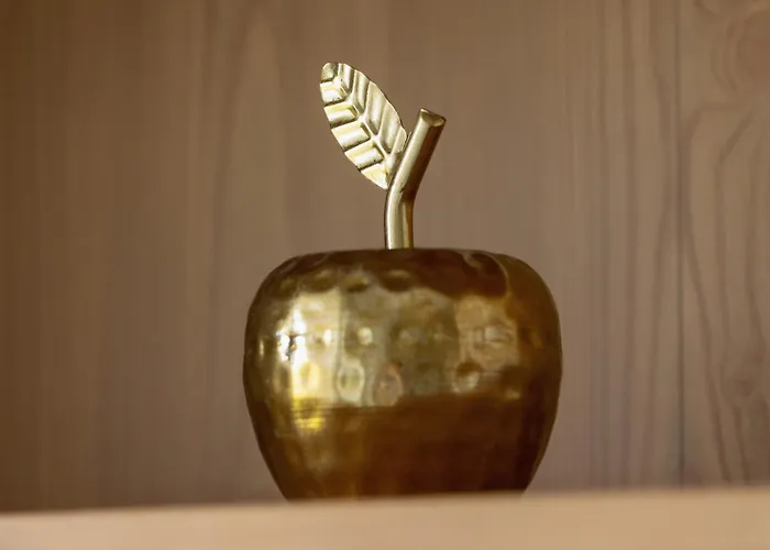 Bezowy Przy Parku W Katowicach Z Widokiem Na Staw I Biurkiem By Renters דירה