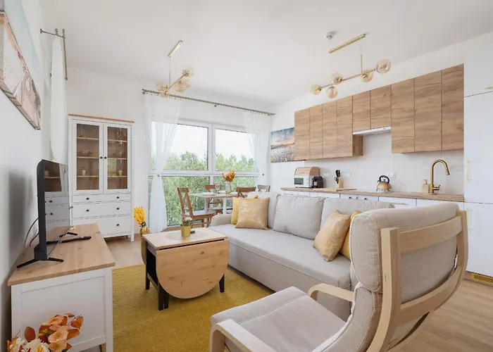 Апартаменты Bezowy Przy Parku W Katowicach Z Widokiem Na Staw I Biurkiem By Renters Катовице